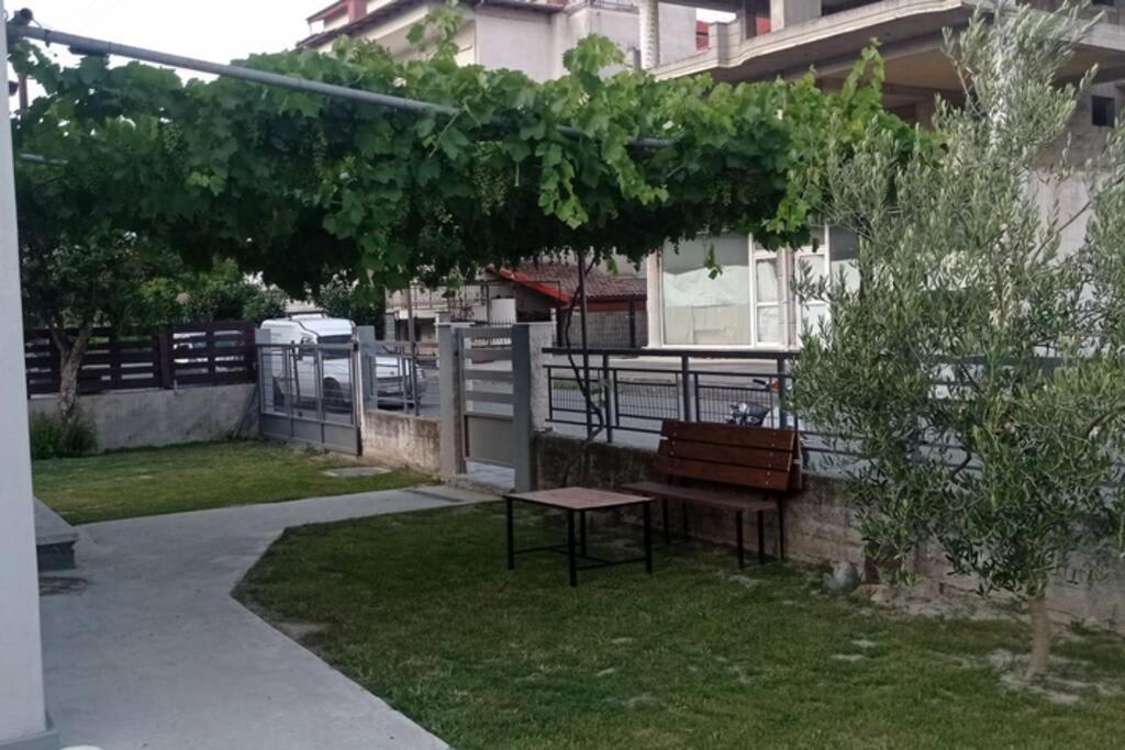 Willa Το Άλλο Σπίτι... Aridaía Zewnętrze zdjęcie
